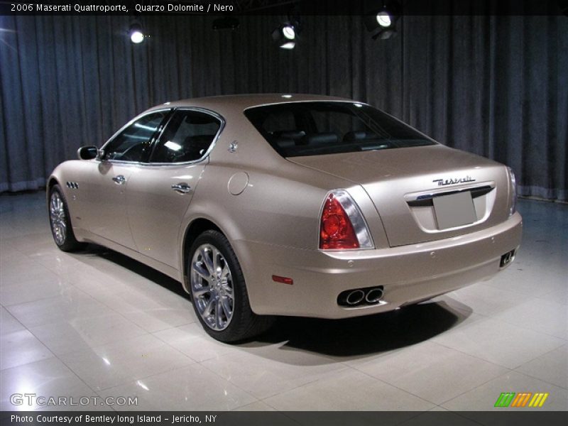 Quarzo Dolomite / Nero 2006 Maserati Quattroporte
