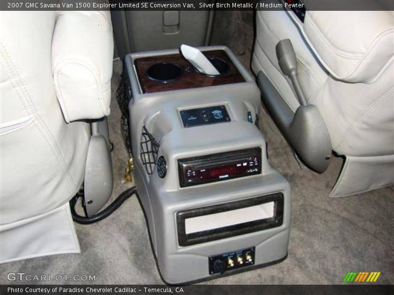 Silver Birch Metallic / Medium Pewter 2007 GMC Savana Van 1500 Explorer Limited SE Conversion Van