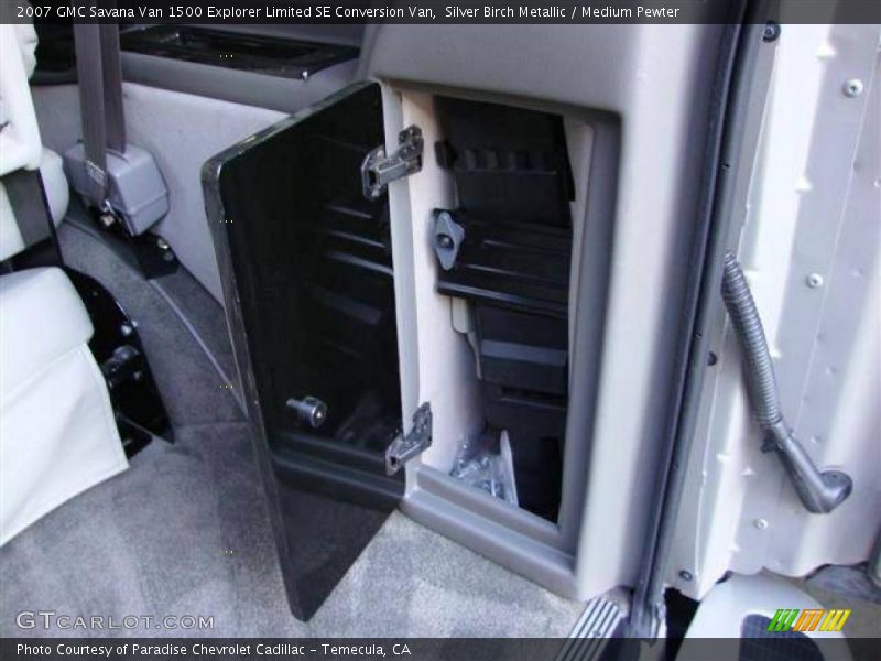 Silver Birch Metallic / Medium Pewter 2007 GMC Savana Van 1500 Explorer Limited SE Conversion Van