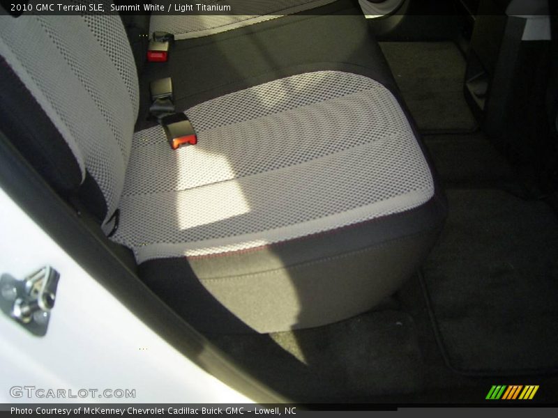 Summit White / Light Titanium 2010 GMC Terrain SLE