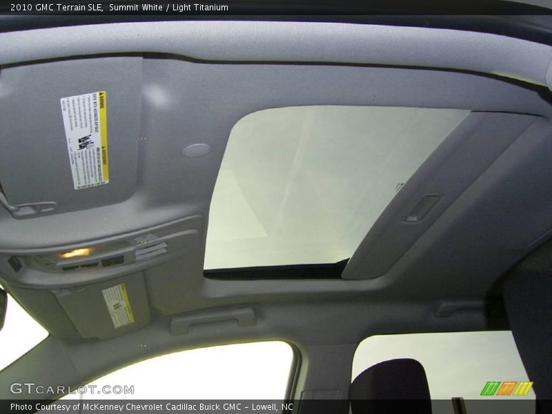 Summit White / Light Titanium 2010 GMC Terrain SLE