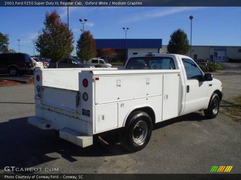 Oxford White / Medium Graphite 2001 Ford F250 Super Duty XL Regular Cab