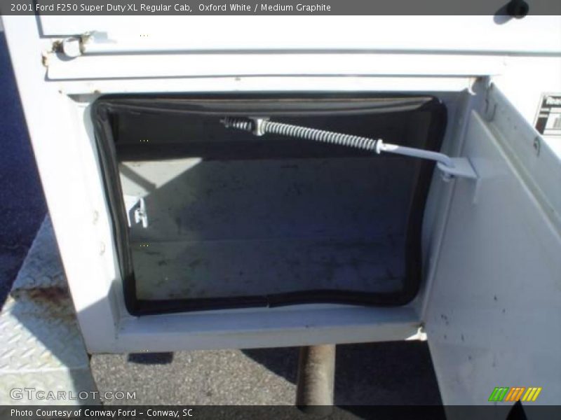 Oxford White / Medium Graphite 2001 Ford F250 Super Duty XL Regular Cab