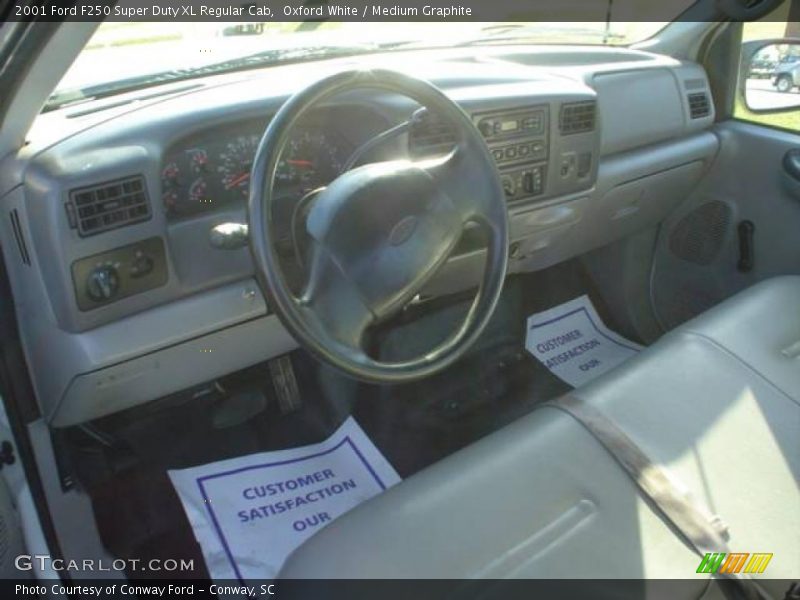 Oxford White / Medium Graphite 2001 Ford F250 Super Duty XL Regular Cab