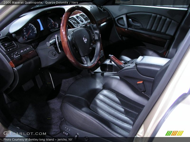 Quarzo Dolomite / Nero 2006 Maserati Quattroporte