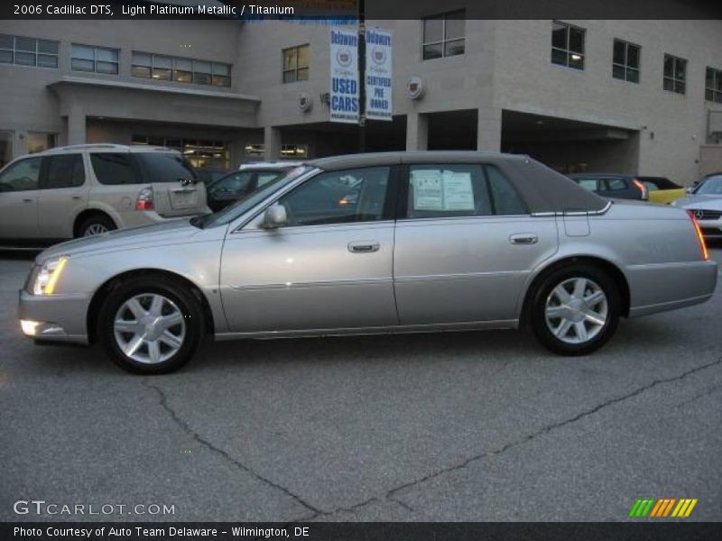 Light Platinum Metallic / Titanium 2006 Cadillac DTS