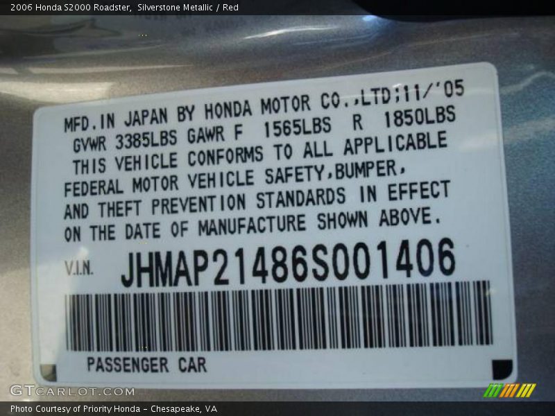 Silverstone Metallic / Red 2006 Honda S2000 Roadster