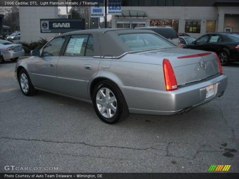 Light Platinum Metallic / Titanium 2006 Cadillac DTS