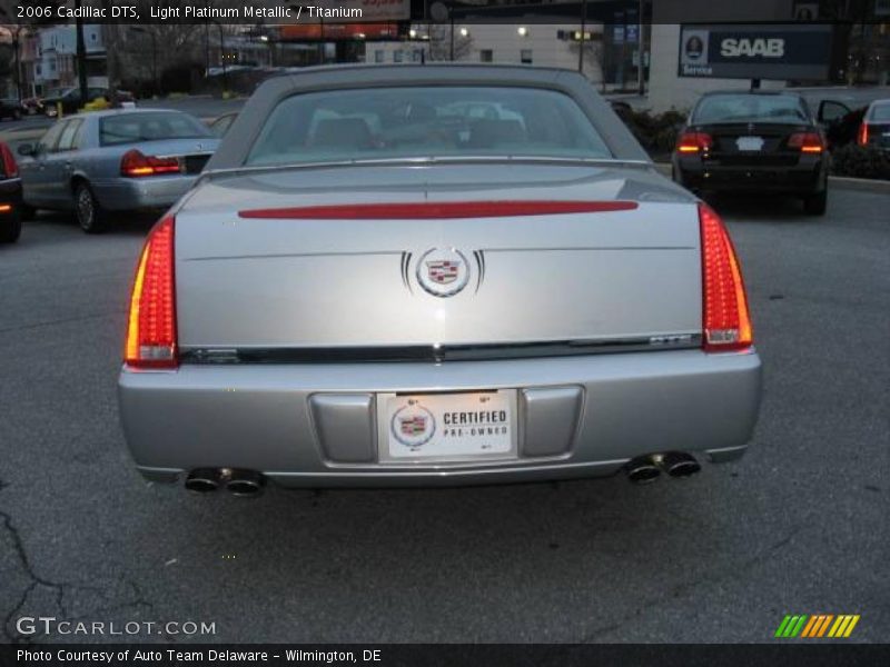 Light Platinum Metallic / Titanium 2006 Cadillac DTS