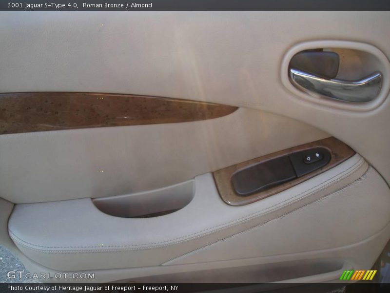 Roman Bronze / Almond 2001 Jaguar S-Type 4.0