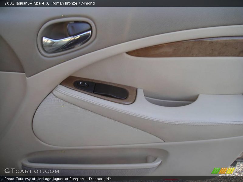 Roman Bronze / Almond 2001 Jaguar S-Type 4.0