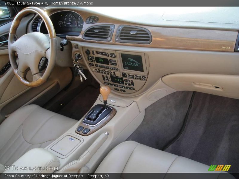 Roman Bronze / Almond 2001 Jaguar S-Type 4.0