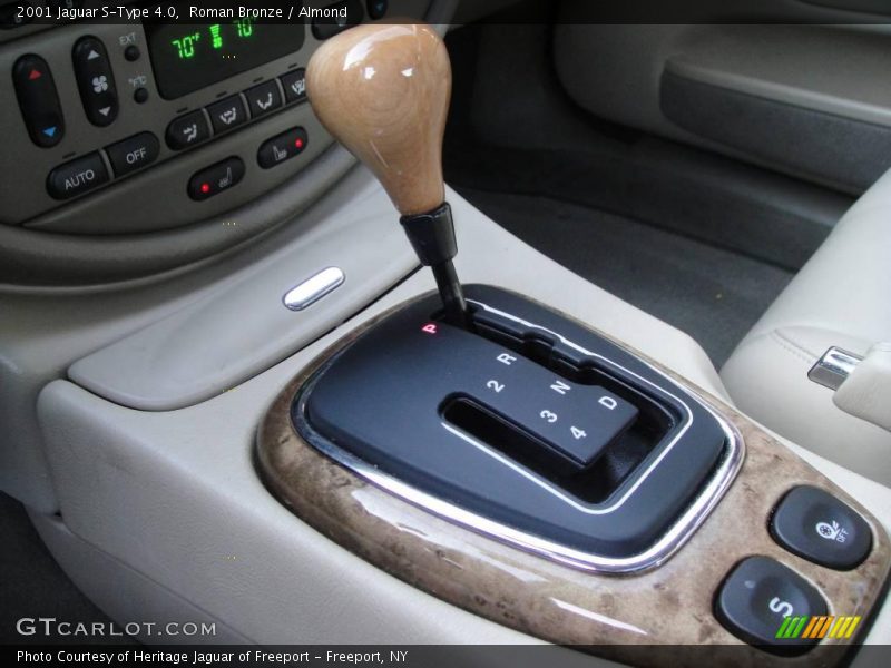Roman Bronze / Almond 2001 Jaguar S-Type 4.0