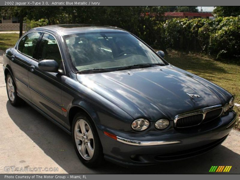 Adriatic Blue Metallic / Ivory 2002 Jaguar X-Type 3.0