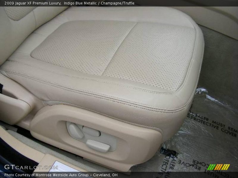 Indigo Blue Metallic / Champagne/Truffle 2009 Jaguar XF Premium Luxury