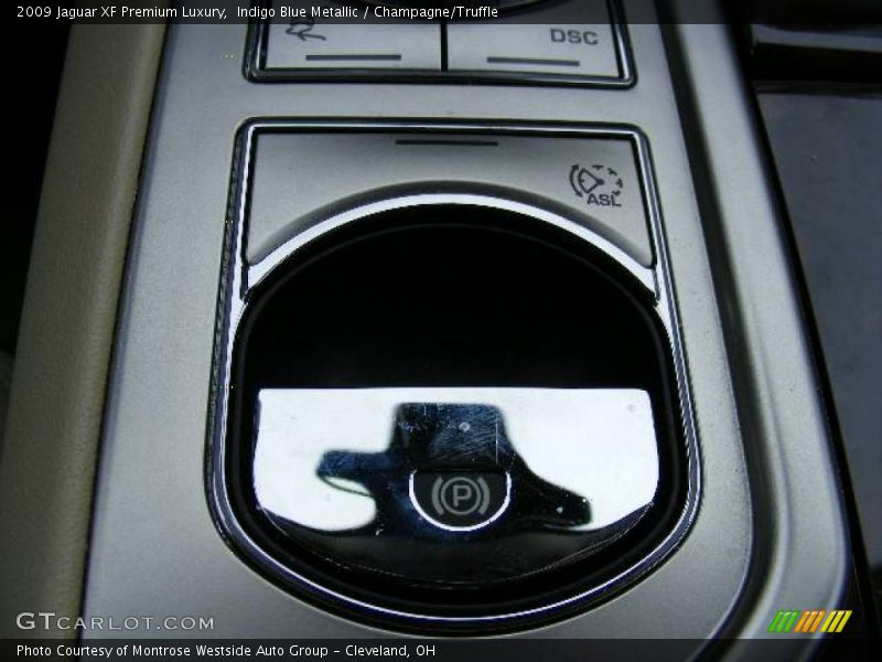 Indigo Blue Metallic / Champagne/Truffle 2009 Jaguar XF Premium Luxury