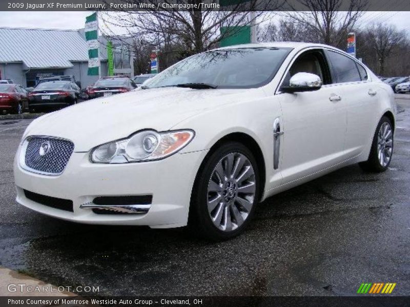 Porcelain White / Champagne/Truffle 2009 Jaguar XF Premium Luxury