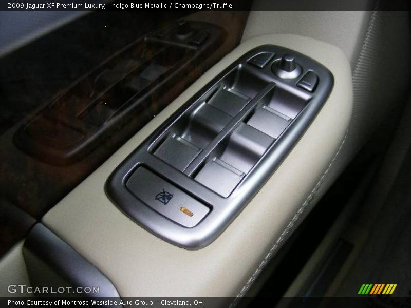Indigo Blue Metallic / Champagne/Truffle 2009 Jaguar XF Premium Luxury