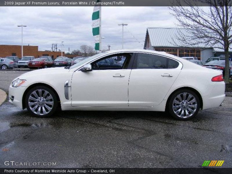 Porcelain White / Champagne/Truffle 2009 Jaguar XF Premium Luxury