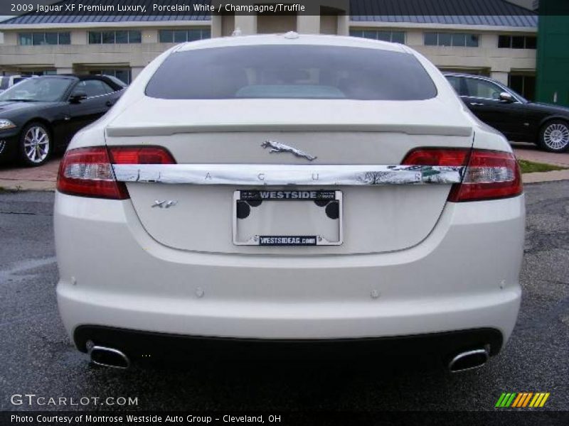 Porcelain White / Champagne/Truffle 2009 Jaguar XF Premium Luxury