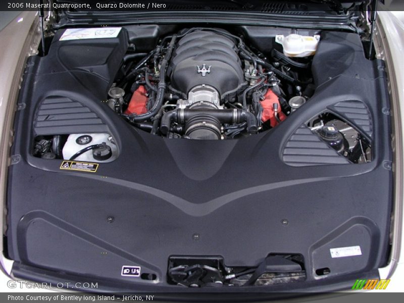 Quarzo Dolomite / Nero 2006 Maserati Quattroporte