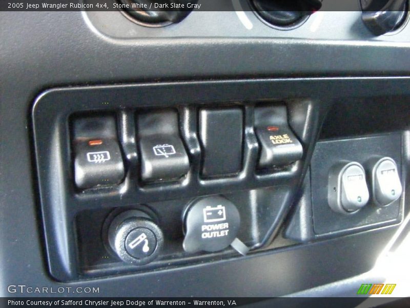 Stone White / Dark Slate Gray 2005 Jeep Wrangler Rubicon 4x4