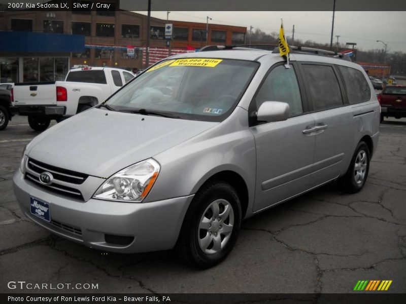 Silver / Gray 2007 Kia Sedona LX