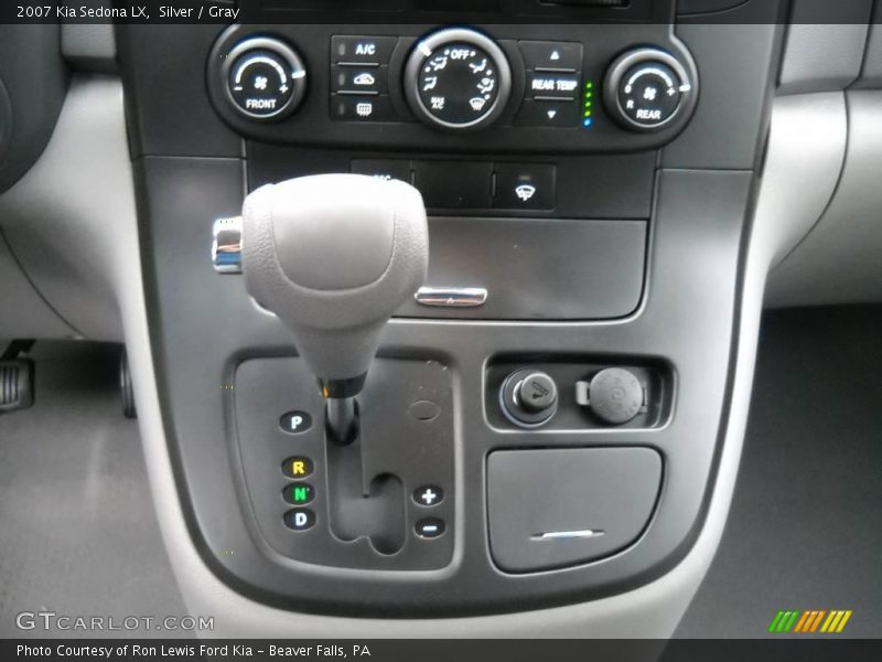 Silver / Gray 2007 Kia Sedona LX
