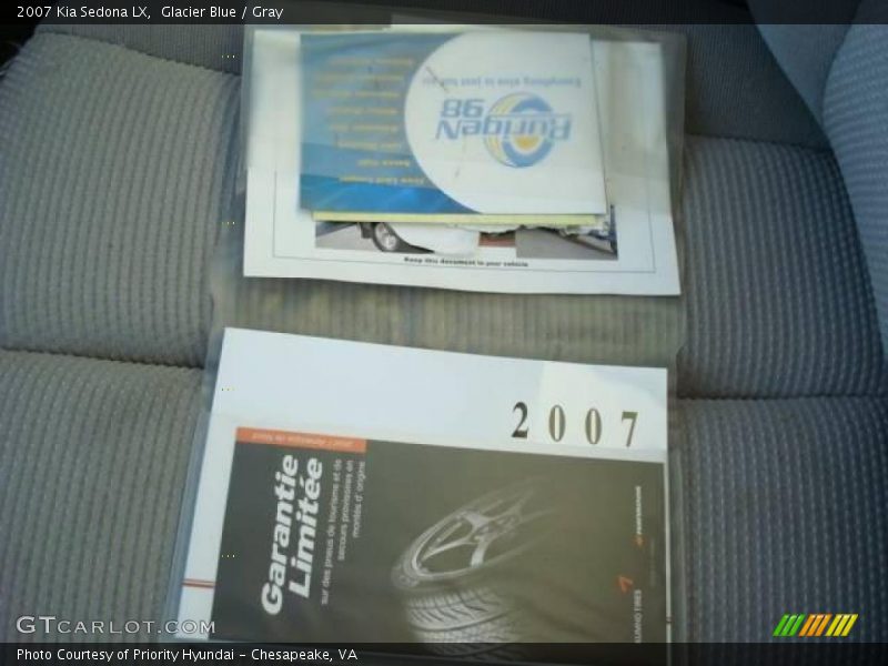Glacier Blue / Gray 2007 Kia Sedona LX