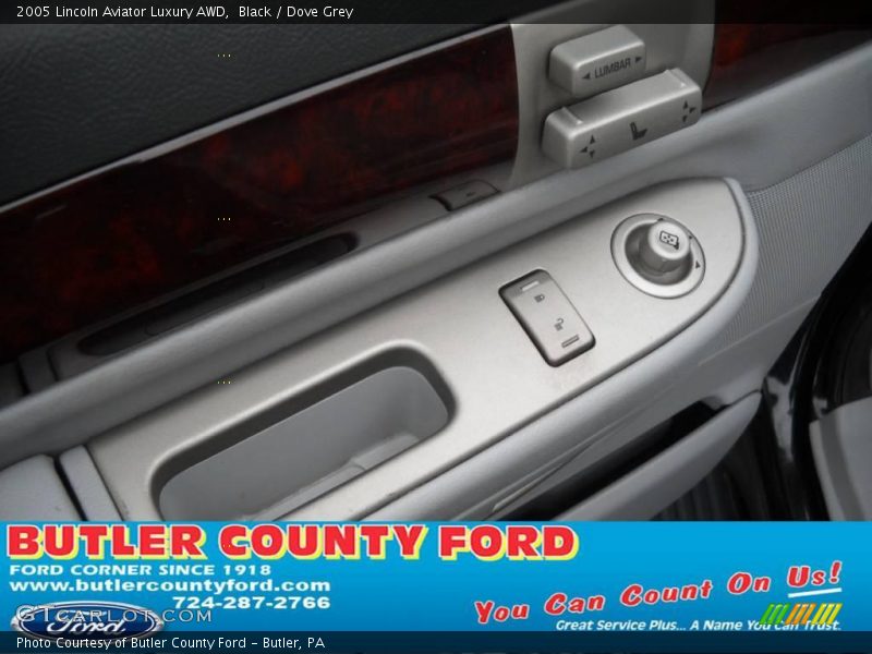 Black / Dove Grey 2005 Lincoln Aviator Luxury AWD