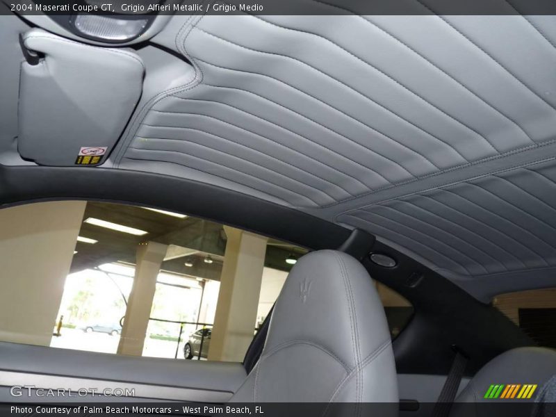Grigio Alfieri Metallic / Grigio Medio 2004 Maserati Coupe GT