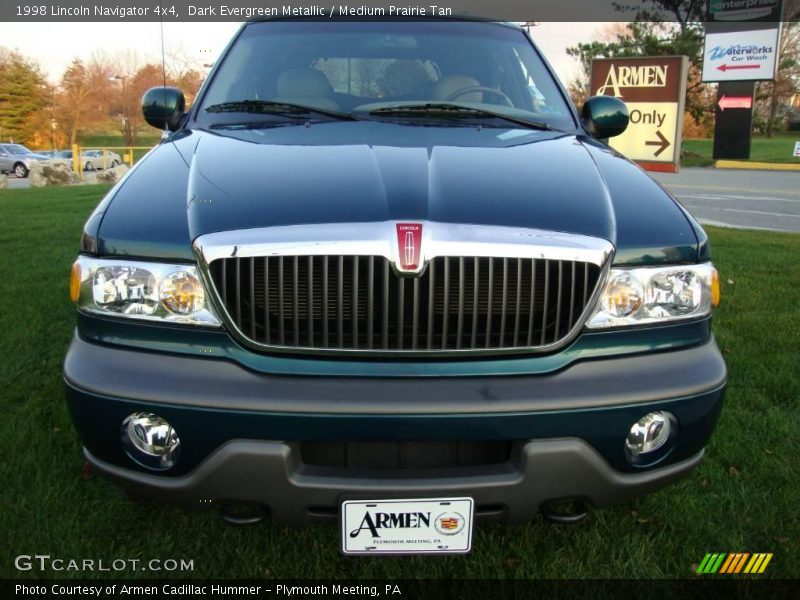Dark Evergreen Metallic / Medium Prairie Tan 1998 Lincoln Navigator 4x4