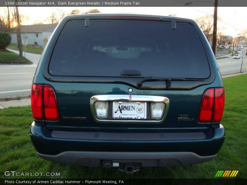 Dark Evergreen Metallic / Medium Prairie Tan 1998 Lincoln Navigator 4x4