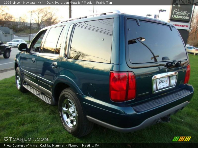 Dark Evergreen Metallic / Medium Prairie Tan 1998 Lincoln Navigator 4x4