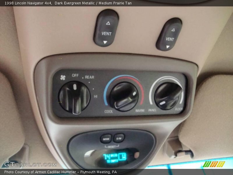 Dark Evergreen Metallic / Medium Prairie Tan 1998 Lincoln Navigator 4x4