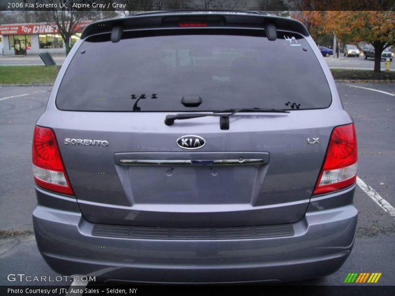 Alpine Gray / Gray 2006 Kia Sorento LX