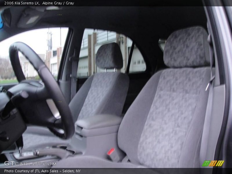 Alpine Gray / Gray 2006 Kia Sorento LX