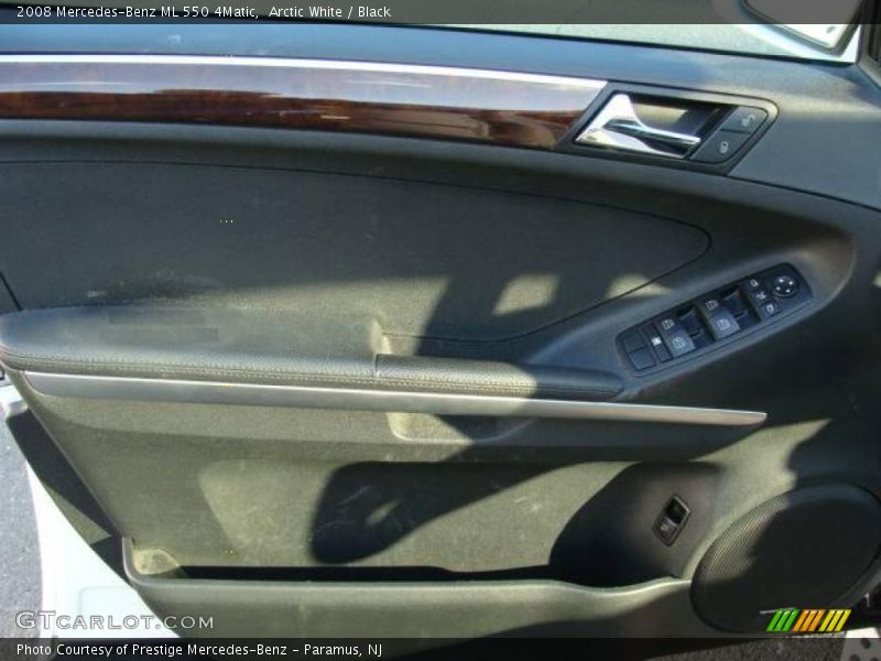 Arctic White / Black 2008 Mercedes-Benz ML 550 4Matic