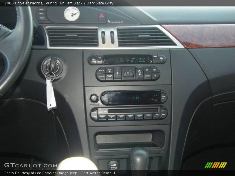 Brilliant Black / Dark Slate Gray 2006 Chrysler Pacifica Touring