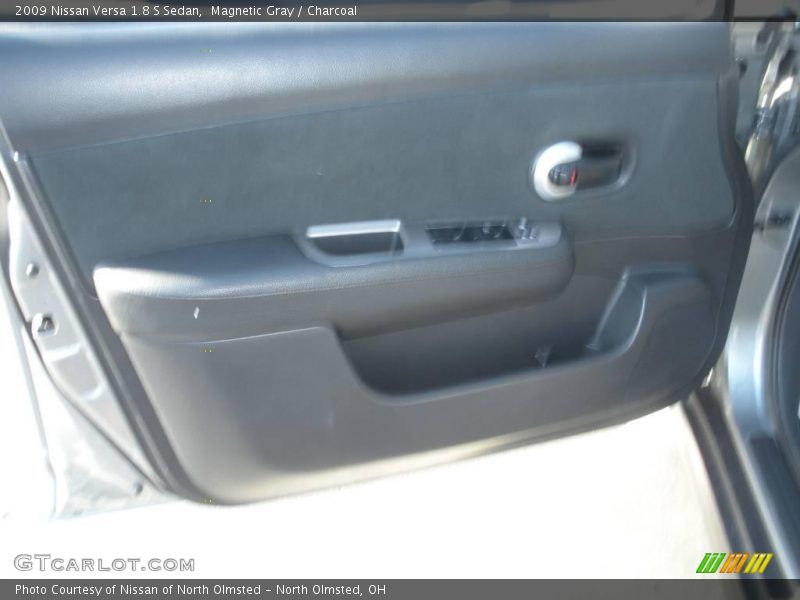 Magnetic Gray / Charcoal 2009 Nissan Versa 1.8 S Sedan
