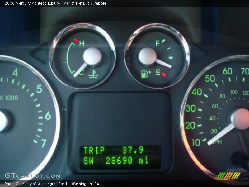 Merlot Metallic / Pebble 2006 Mercury Montego Luxury