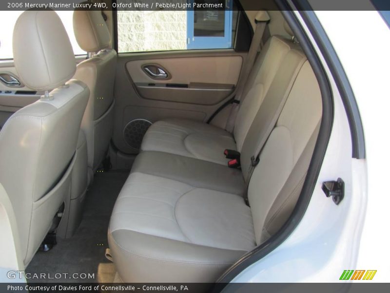Oxford White / Pebble/Light Parchment 2006 Mercury Mariner Luxury 4WD