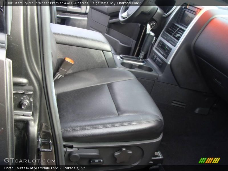 Charcoal Beige Metallic / Charcoal Black 2006 Mercury Mountaineer Premier AWD