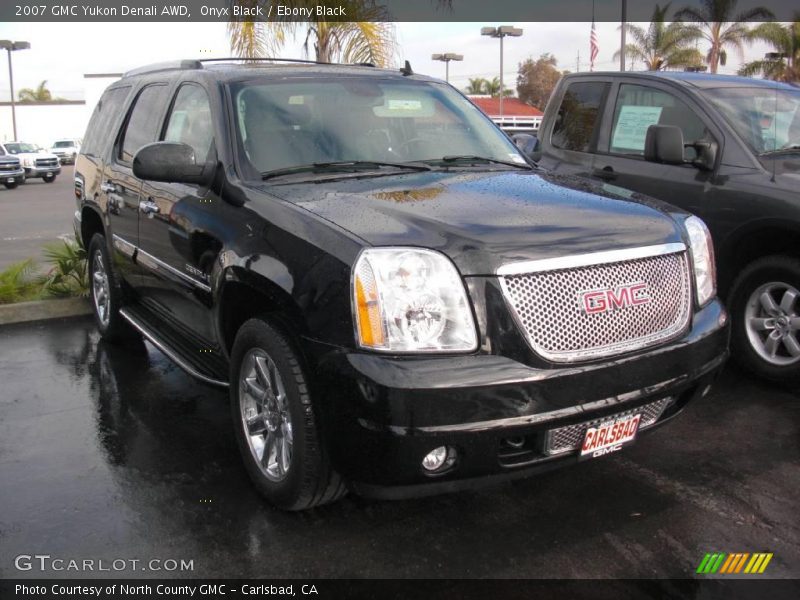 Onyx Black / Ebony Black 2007 GMC Yukon Denali AWD
