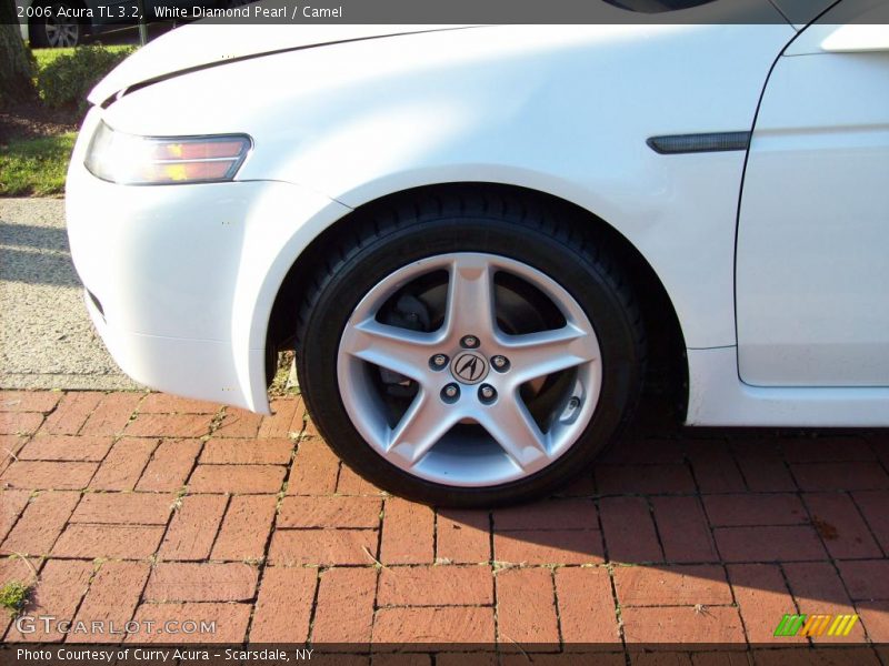 White Diamond Pearl / Camel 2006 Acura TL 3.2