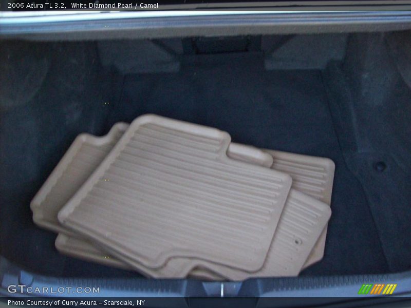 White Diamond Pearl / Camel 2006 Acura TL 3.2