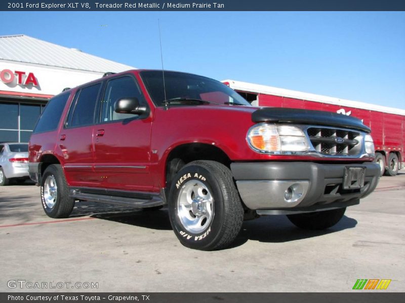 Toreador Red Metallic / Medium Prairie Tan 2001 Ford Explorer XLT V8