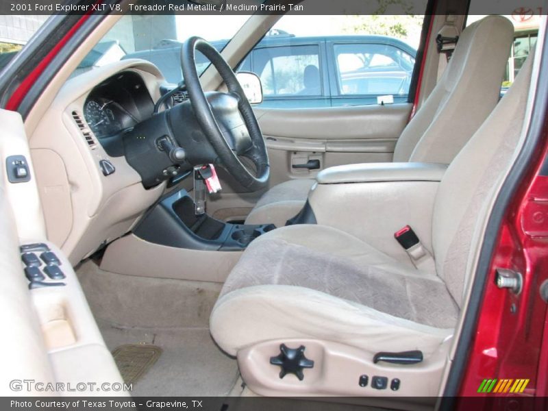 Toreador Red Metallic / Medium Prairie Tan 2001 Ford Explorer XLT V8