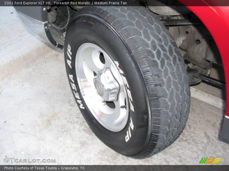 Toreador Red Metallic / Medium Prairie Tan 2001 Ford Explorer XLT V8