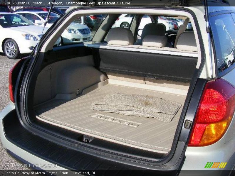 Champagne Gold Opalescent / Taupe 2006 Subaru Outback 2.5i Wagon